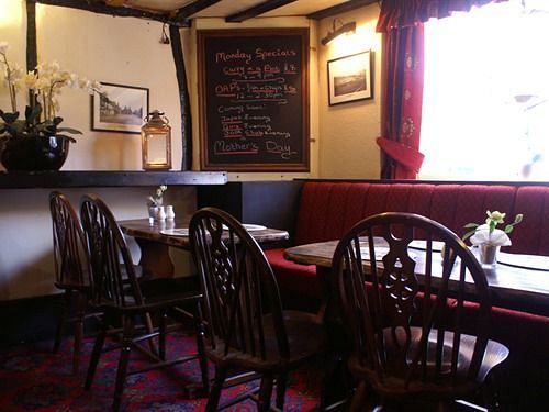 The Saracens Head Inn Amersham Exterior foto